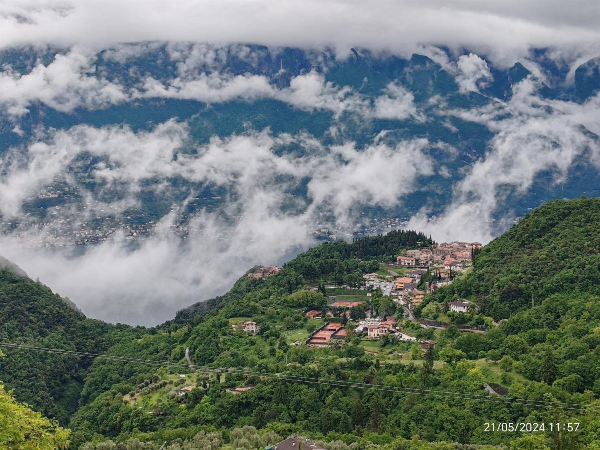 Villa Casa Nel Borgo - Casa Oliva Tremosine Zimmer foto